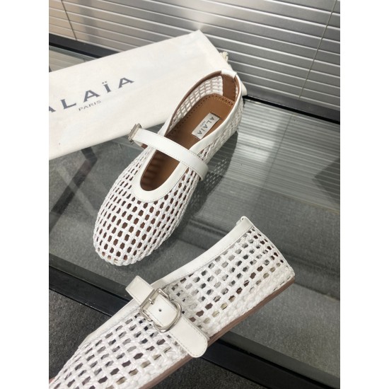 Alaia Shoes Women Top Quality
size 35-41