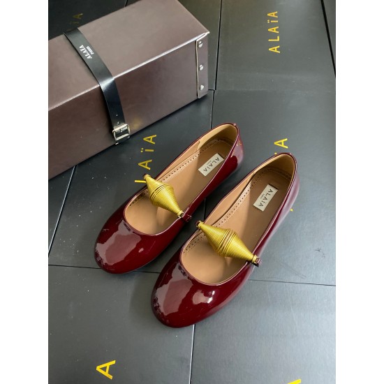 Alaia Shoes Women Top Quality
size 35-41