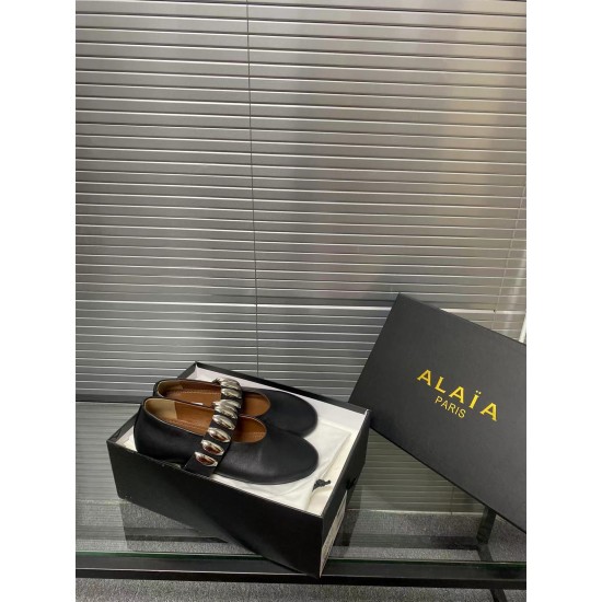 Alaia Shoes Women Top Quality
size 35-41