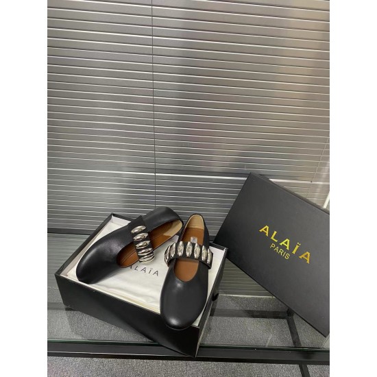 Alaia Shoes Women Top Quality
size 35-41