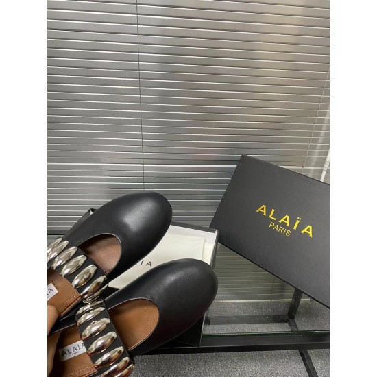 Alaia Shoes Women Top Quality
size 35-41