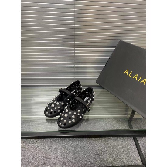 Alaia Shoes Women Top Quality
size 35-41