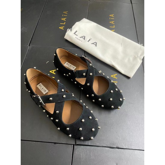 Alaia Shoes Women Top Quality
size 35-41