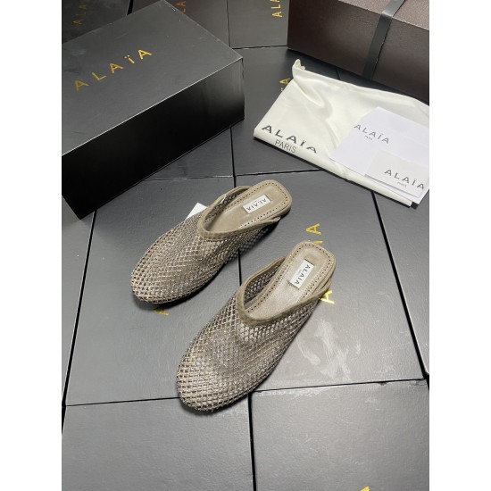 Alaia Shoes Women Top Quality
size 35-41