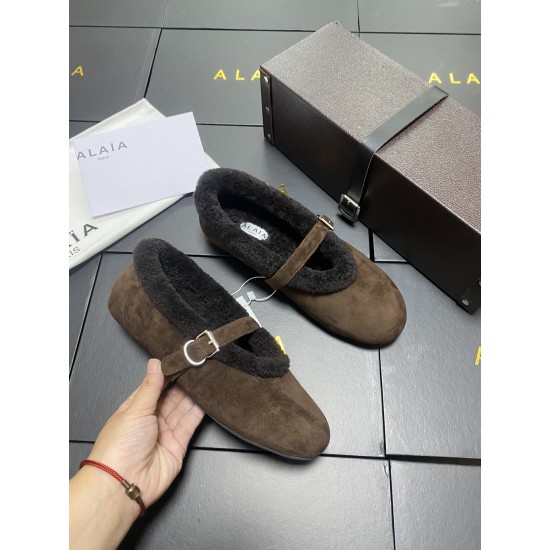 Alaia Shoes Women Top Quality
size 35-41