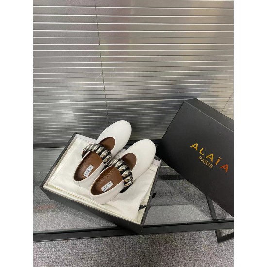 Alaia Shoes Women Top Quality
size 35-41