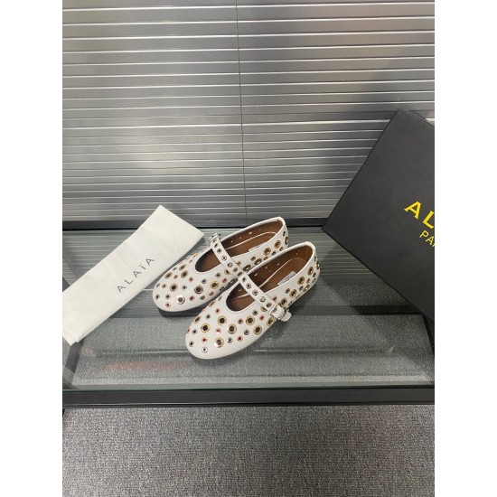 Alaia Shoes Women Top Quality
size 35-41