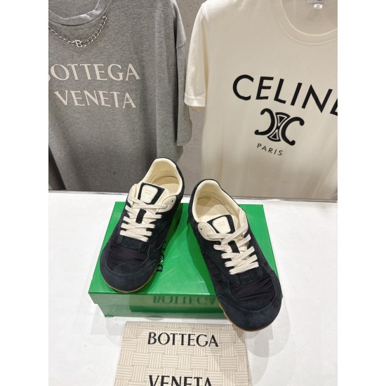 BV Shoes Casual Shoes Best Quality
Women 35-42
Men 39-46
