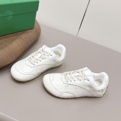 BV Shoes Casual Shoes Best Quality
Women 35-42
Men 39-46
