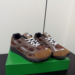 BV Shoes Casual Shoes Best Quality
Women 35-42
Men 39-46
