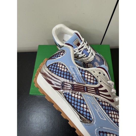 BV Shoes Casual Shoes Best Quality
Women 35-42
Men 39-46
