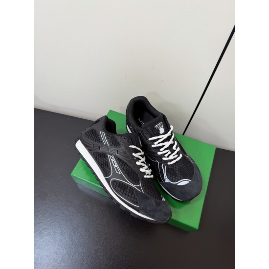 BV Shoes Casual Shoes Best Quality
Women 35-42
Men 39-46
