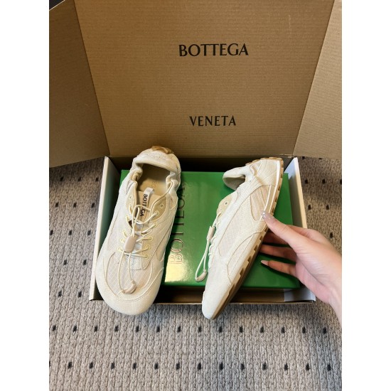 BV Shoes Casual Shoes Best Quality
Women 35-42
Men 39-46
