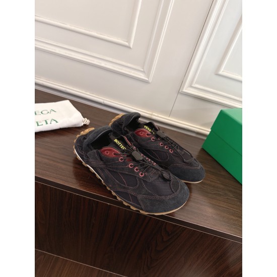 BV Shoes Casual Shoes Best Quality
Women 35-42
Men 39-46
