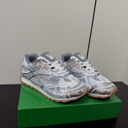 BV Shoes Casual Shoes Best Quality
Women 35-42
Men 39-46
