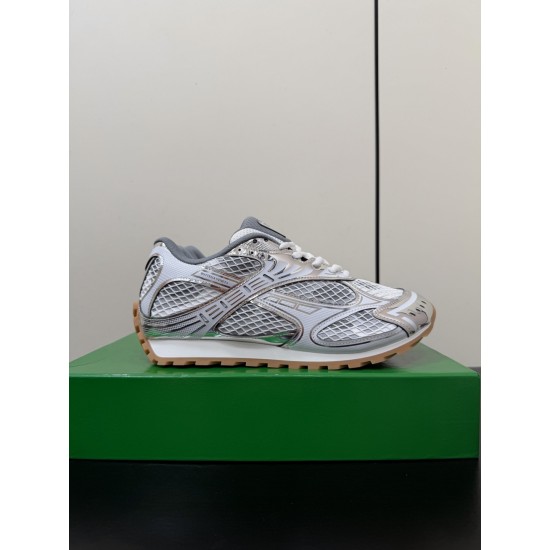 BV Shoes Casual Shoes Best Quality
Women 35-42
Men 39-46
