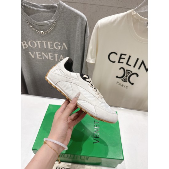 BV Shoes Casual Shoes Best Quality
Women 35-42
Men 39-46

