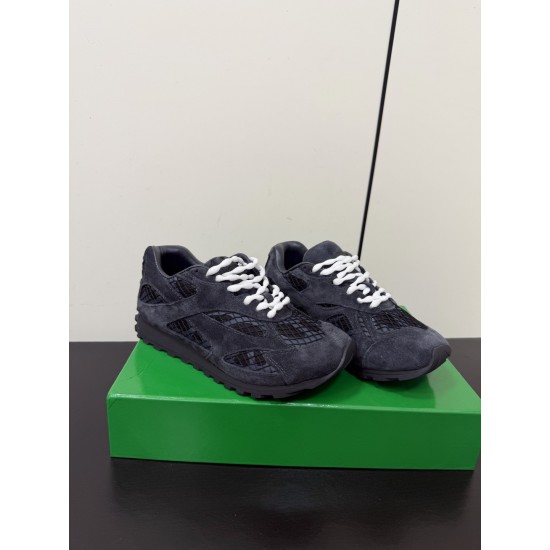 BV Shoes Casual Shoes Best Quality
Women 35-42
Men 39-46
