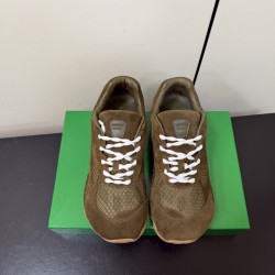 BV Shoes Casual Shoes Best Quality
Women 35-42
Men 39-46
