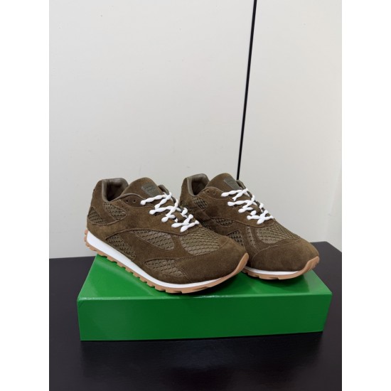 BV Shoes Casual Shoes Best Quality
Women 35-42
Men 39-46
