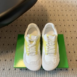 BV Shoes Casual Shoes Best Quality
Women 35-42
Men 39-46
