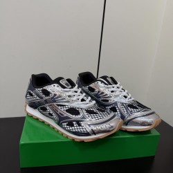 BV Shoes Casual Shoes Best Quality
Women 35-42
Men 39-46

