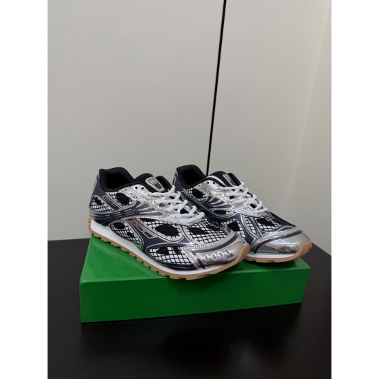 BV Shoes Casual Shoes Best Quality
Women 35-42
Men 39-46
