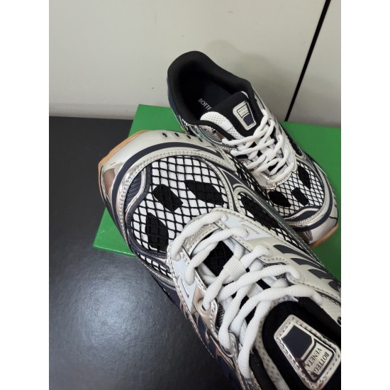 BV Shoes Casual Shoes Best Quality
Women 35-42
Men 39-46
