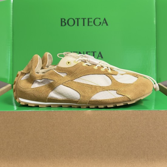 BV Shoes Casual Shoes Best Quality
Women 35-42
Men 39-46
