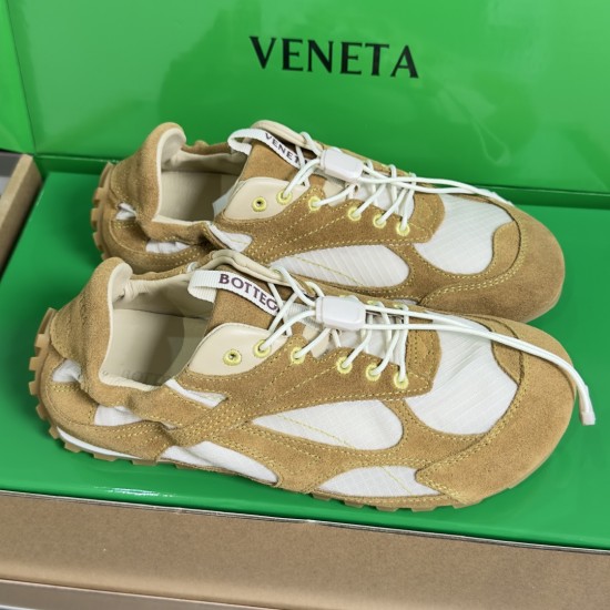 BV Shoes Casual Shoes Best Quality
Women 35-42
Men 39-46
