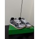 BV Shoes Casual Shoes Best Quality
Women 35-42
Men 39-46
