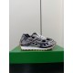 BV Shoes Casual Shoes Best Quality
Women 35-42
Men 39-46
