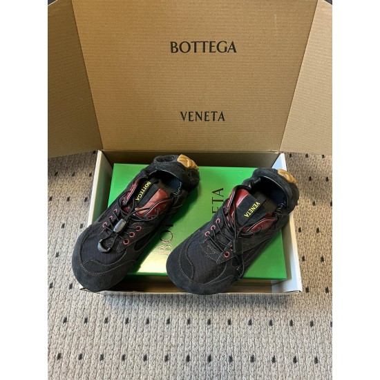 BV Shoes Casual Shoes Best Quality
Women 35-42
Men 39-46
