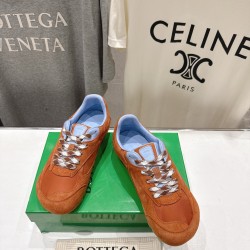 BV Shoes Casual Shoes Best Quality
Women 35-42
Men 39-46
