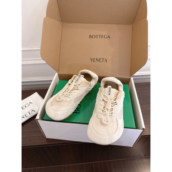 BV Shoes Casual Shoes Best Quality
Women 35-42
Men 39-46
