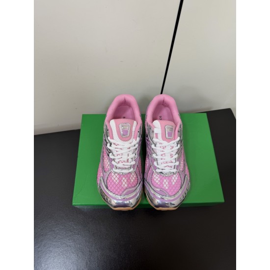 BV Shoes Casual Shoes Best Quality
Women 35-42
Men 39-46
