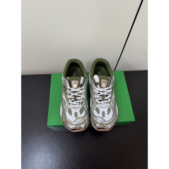 BV Shoes Casual Shoes Best Quality
Women 35-42
Men 39-46
