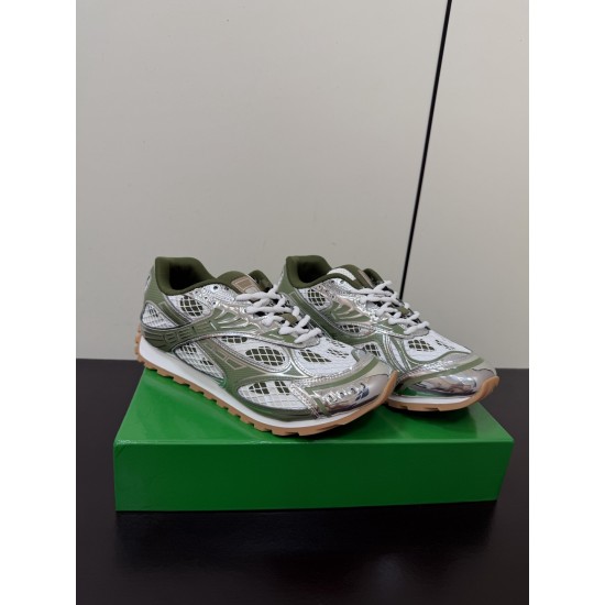 BV Shoes Casual Shoes Best Quality
Women 35-42
Men 39-46
