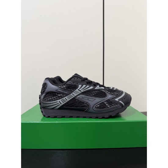 BV Shoes Casual Shoes Best Quality
Women 35-42
Men 39-46
