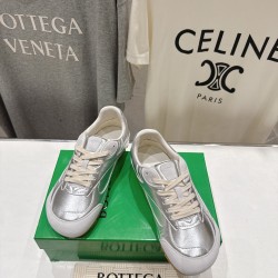 BV Shoes Casual Shoes Best Quality
Women 35-42
Men 39-46
