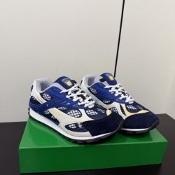 BV Shoes Casual Shoes Best Quality
Women 35-42
Men 39-46
