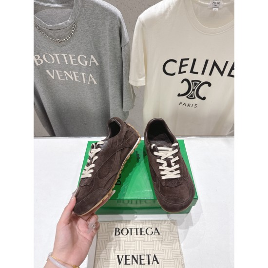 BV Shoes Casual Shoes Best Quality
Women 35-42
Men 39-46
