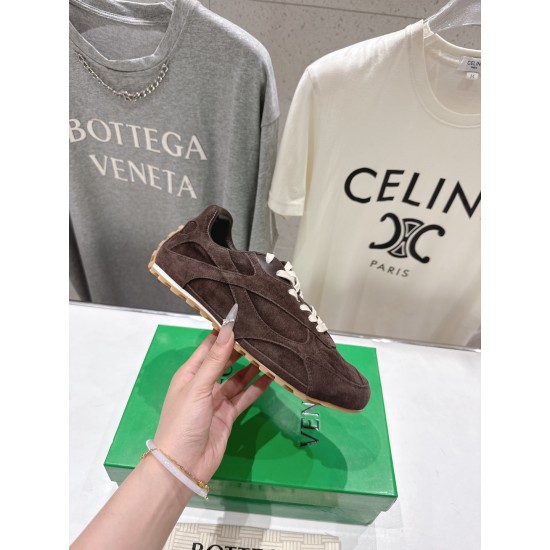 BV Shoes Casual Shoes Best Quality
Women 35-42
Men 39-46
