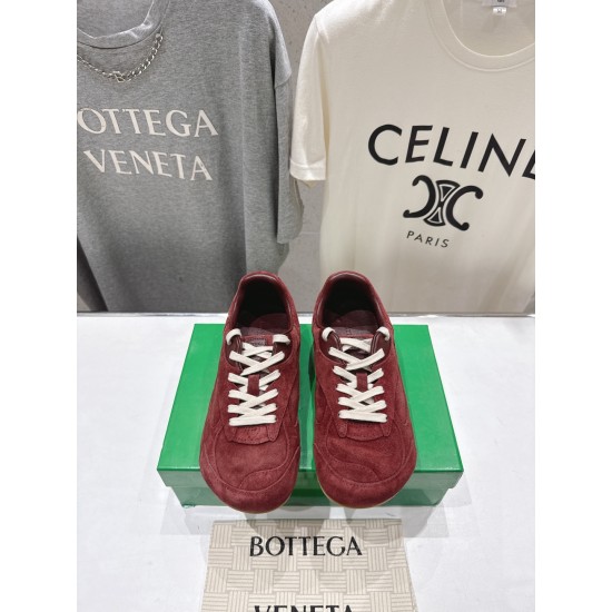 BV Shoes Casual Shoes Best Quality
Women 35-42
Men 39-46
