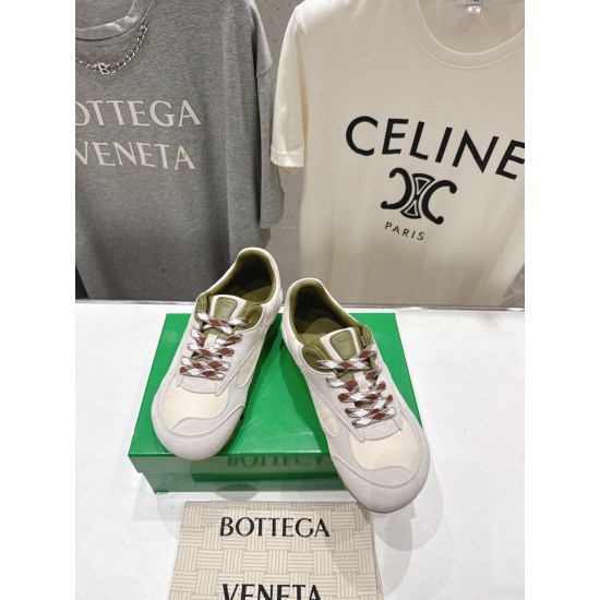BV Shoes Casual Shoes Best Quality
Women 35-42
Men 39-46
