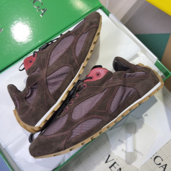 BV Shoes Casual Shoes Best Quality
Women 35-42
Men 39-46
