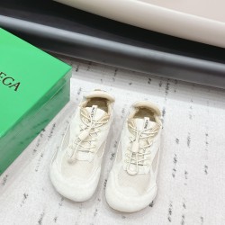 BV Shoes Casual Shoes Best Quality
Women 35-42
Men 39-46
