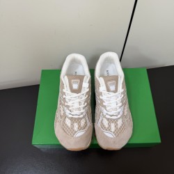 BV Shoes Casual Shoes Best Quality
Women 35-42
Men 39-46
