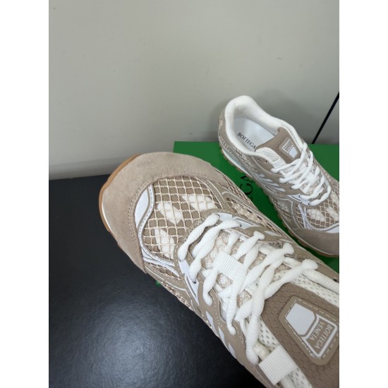 BV Shoes Casual Shoes Best Quality
Women 35-42
Men 39-46
