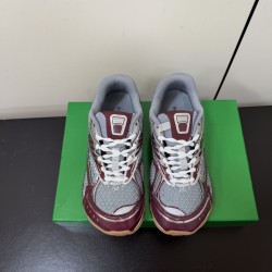 BV Shoes Casual Shoes Best Quality
Women 35-42
Men 39-46
